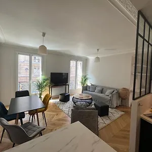 De Apartament