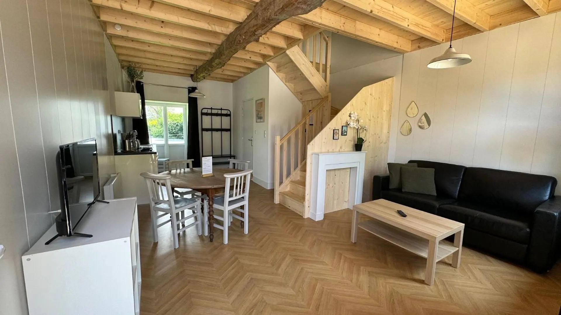 Apparthotel Mont Saint Michel - Residence Fleurdumont 博瓦